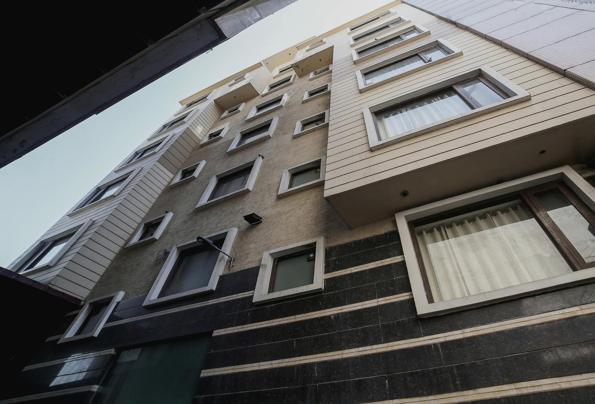 Townhouse Hollywood Heights Hotel Амритсар Екстериор снимка