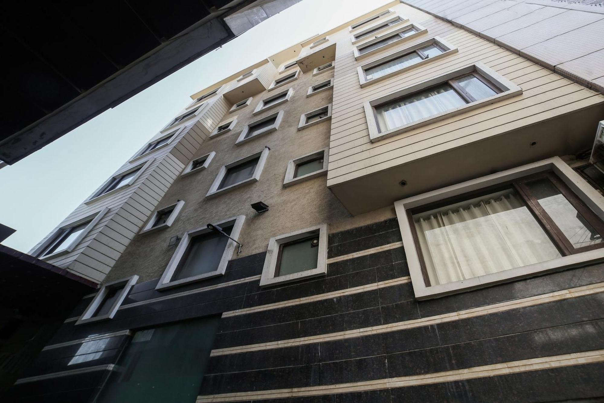 Townhouse Hollywood Heights Hotel Амритсар Екстериор снимка